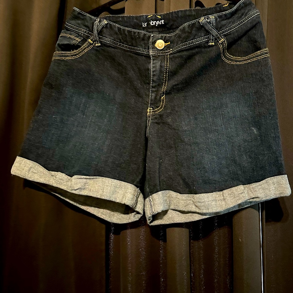 Lane Bryant SZ 16 Dark Wash Jean Shorts